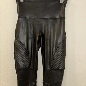 SPANX Faux Leather Moto
Leggings XL